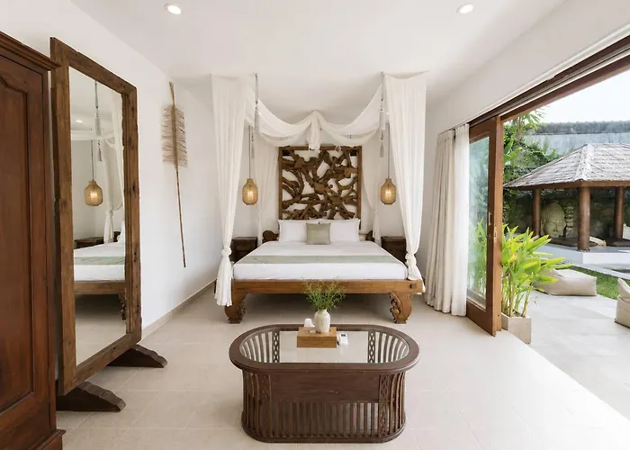 Holiday home 4br Vista Pool Yoga Pavilion Seminyak (Bali)