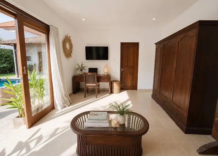 Holiday home 4br Vista Pool Yoga Pavilion Seminyak (Bali)