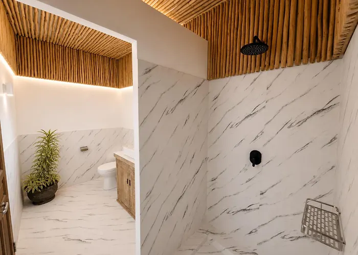 Holiday home 4br Vista Pool Yoga Pavilion Seminyak (Bali)