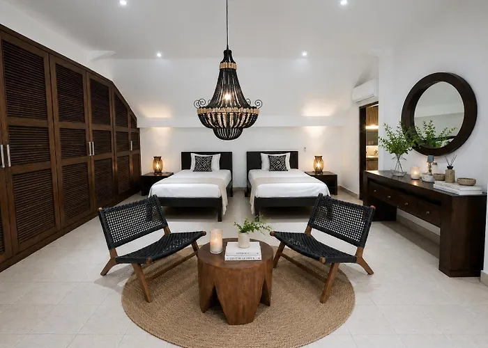 Holiday home 4br Vista Pool Yoga Pavilion Seminyak (Bali)