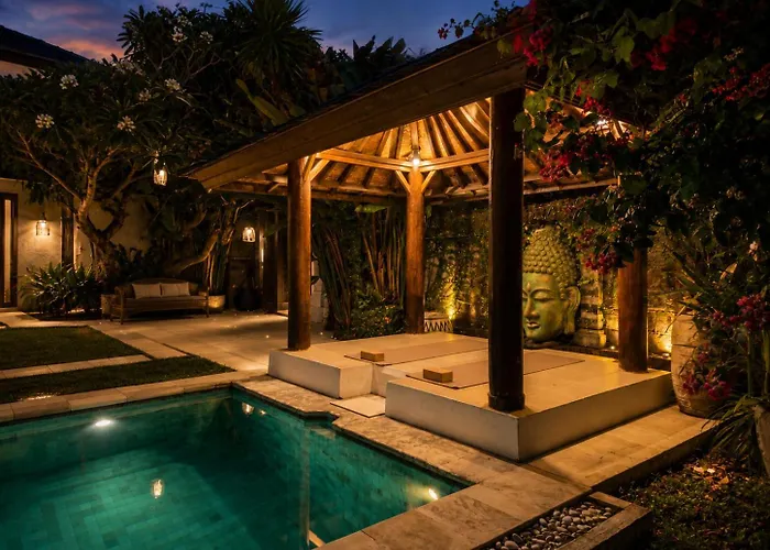 Casa vacanze 4br Vista Pool Yoga Pavilion Seminyak
